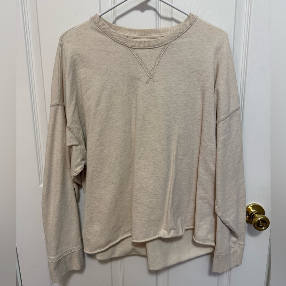 Aerie Cream Long Sleeve Tee Size L